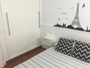2 bedrooms
