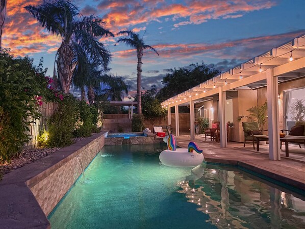 Outdoor pool, a heated pool