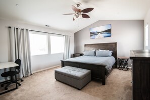 3 bedrooms, desk, free WiFi, bed sheets