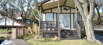 The Cottage on EML