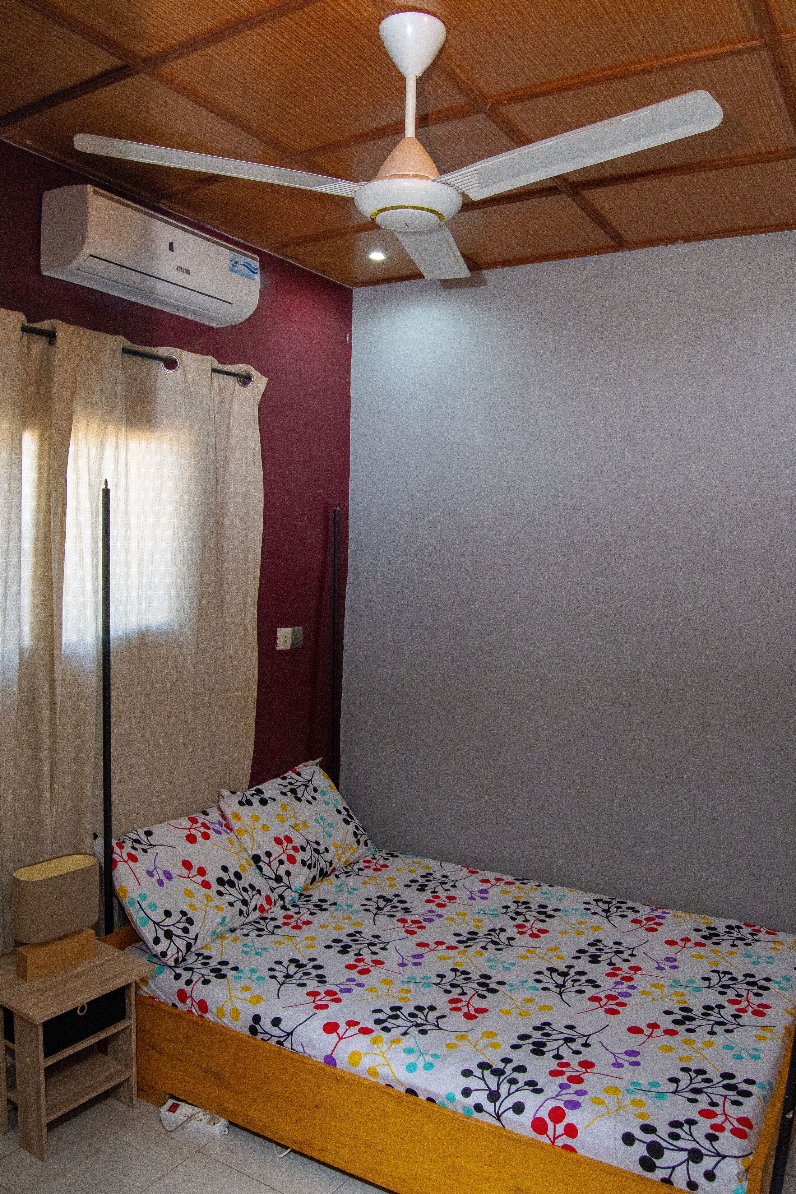 1 soverom, reiseseng for barn og wi-fi (inkludert)