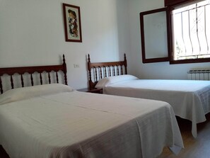 4 habitaciones, cuna de viaje, wifi y ropa de cama 