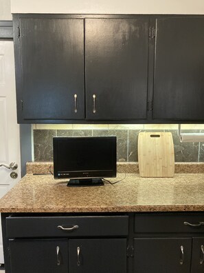 Interior - 1Bed/1Bath 1st Floor House Near Downtown Kansas City (Kansas City)