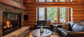 Snow Creek Cabin | Right on the Slopes | Hot Tub