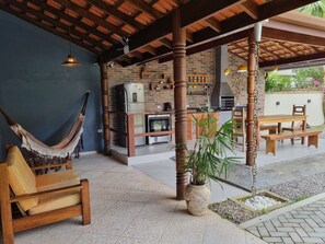 屋外ダイニングエリア