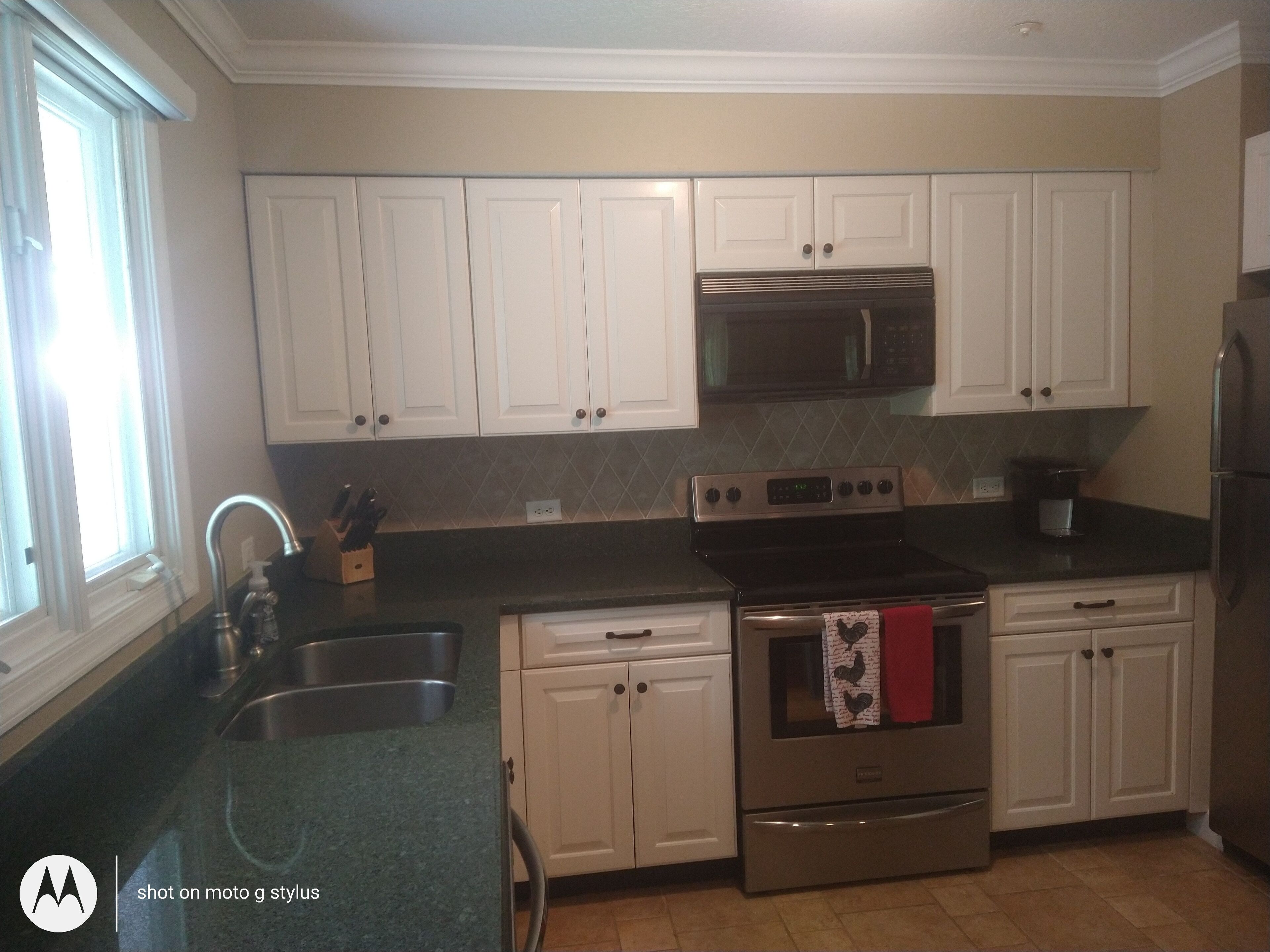 Huge condo with water views in "Kingsmill on the James"