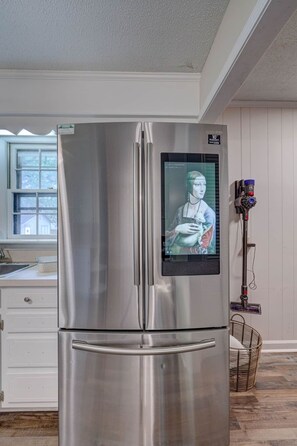 Interior - Large Ranch house in Wilmington (Myrtle Grove)