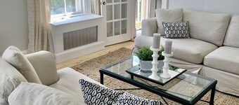 Village Colonial / Harbor Views.