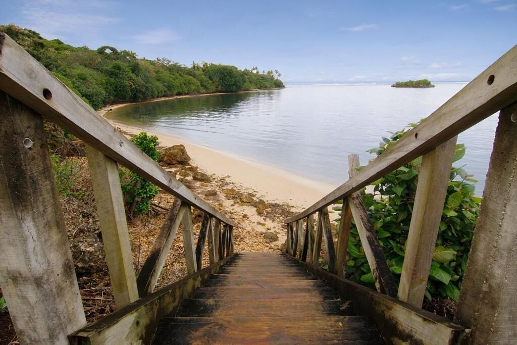 Plage, chaises longues, serviettes de plage