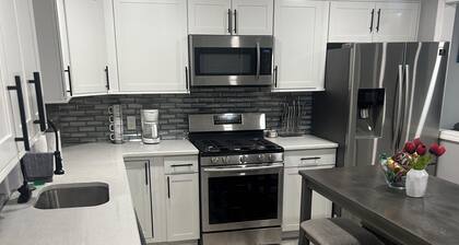 Lovely 2nd floor apartment