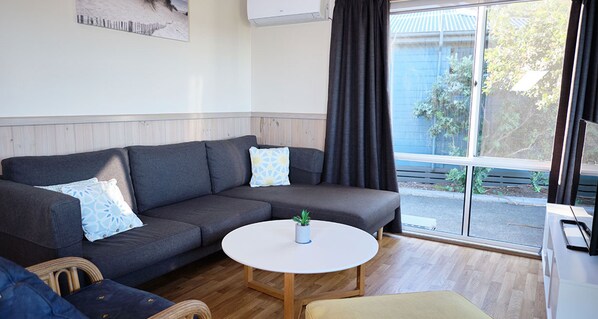 Villa, am Strand | Wohnbereich