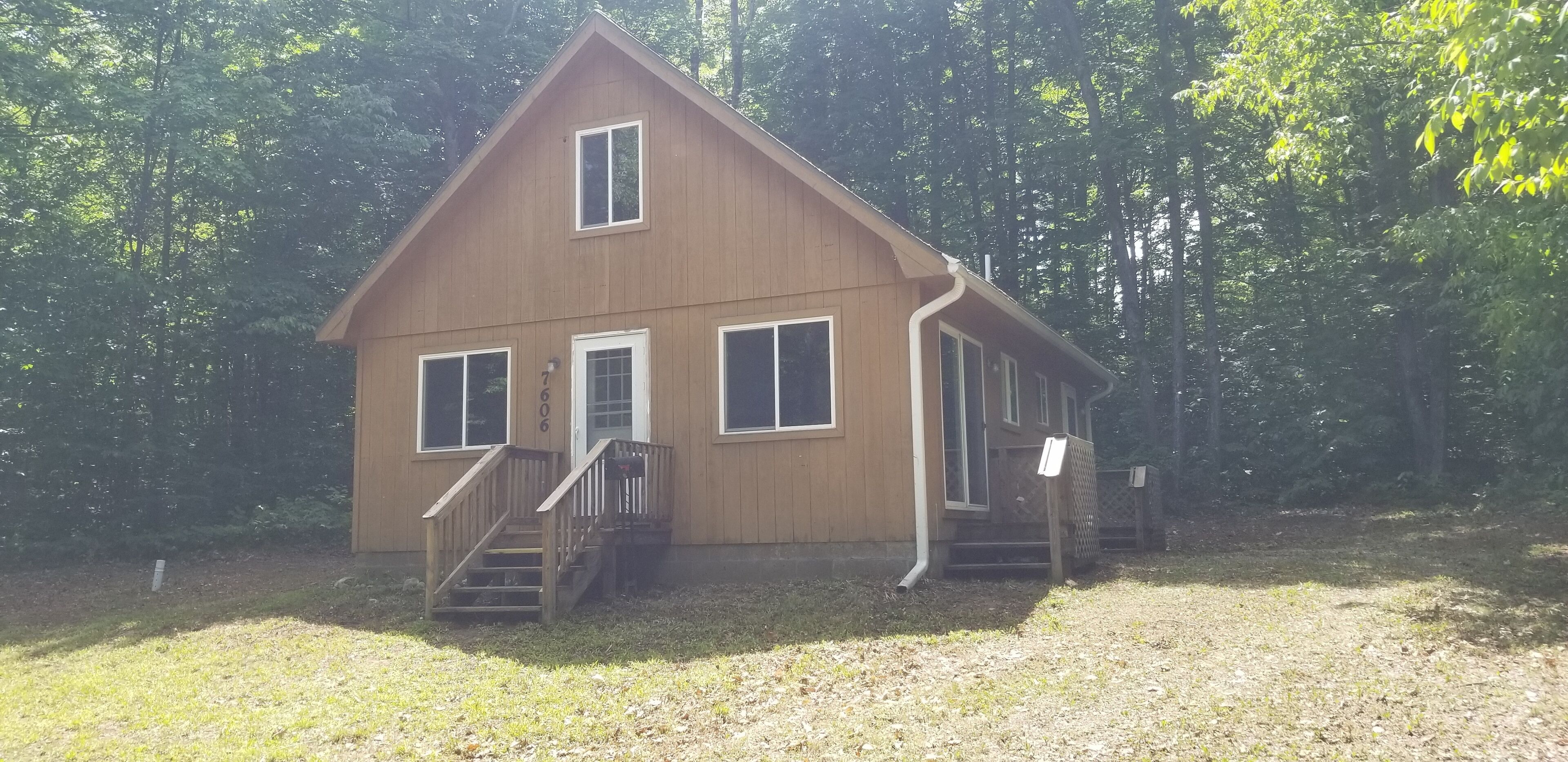 Private cabin with easy access