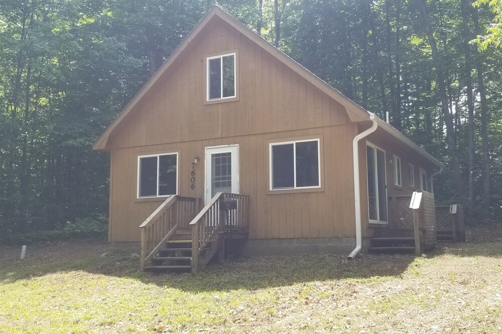 Private cabin with easy access