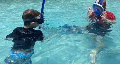 Gated Beachfront Resort Private Beach Access Elevator 2 Pools BeachBarPickleball