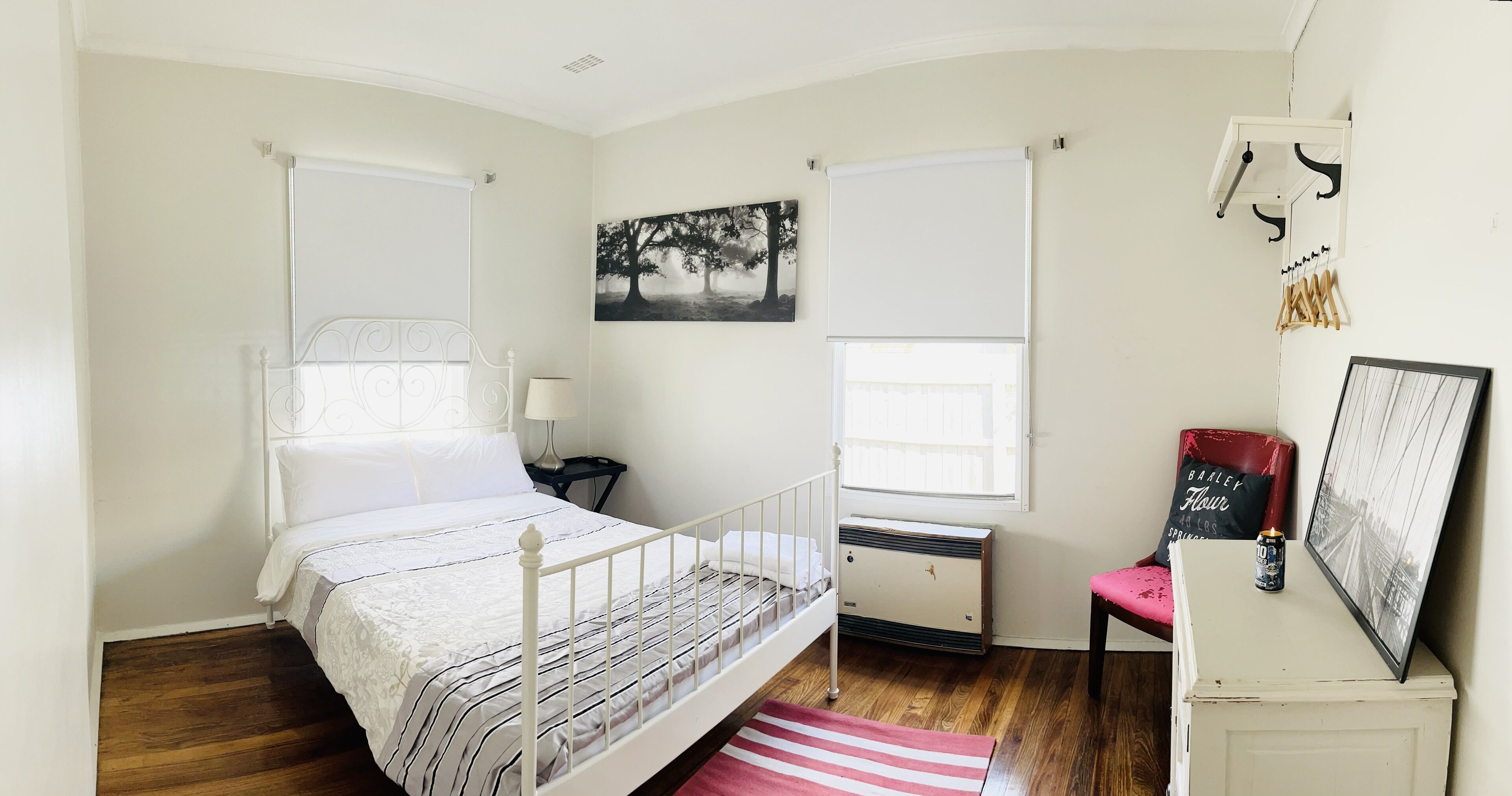 D122  Lovely London Home — image 15