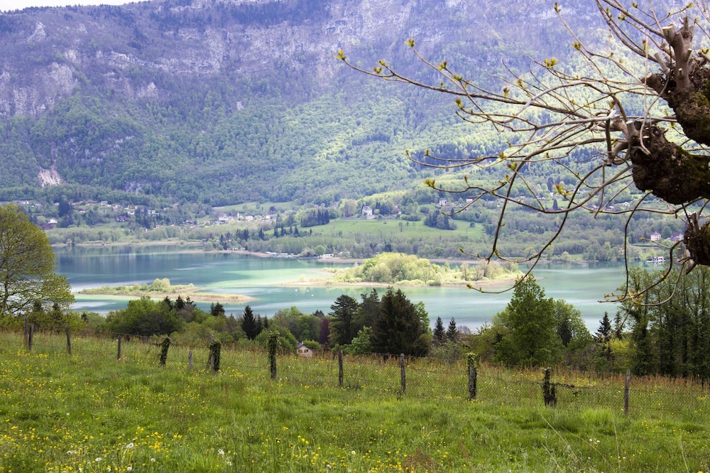 Lac Aiguebelette Soukavati 2 Pers vue Calme Breathtaking View Aiguebelette