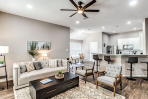 Smart TV, fireplace, offices