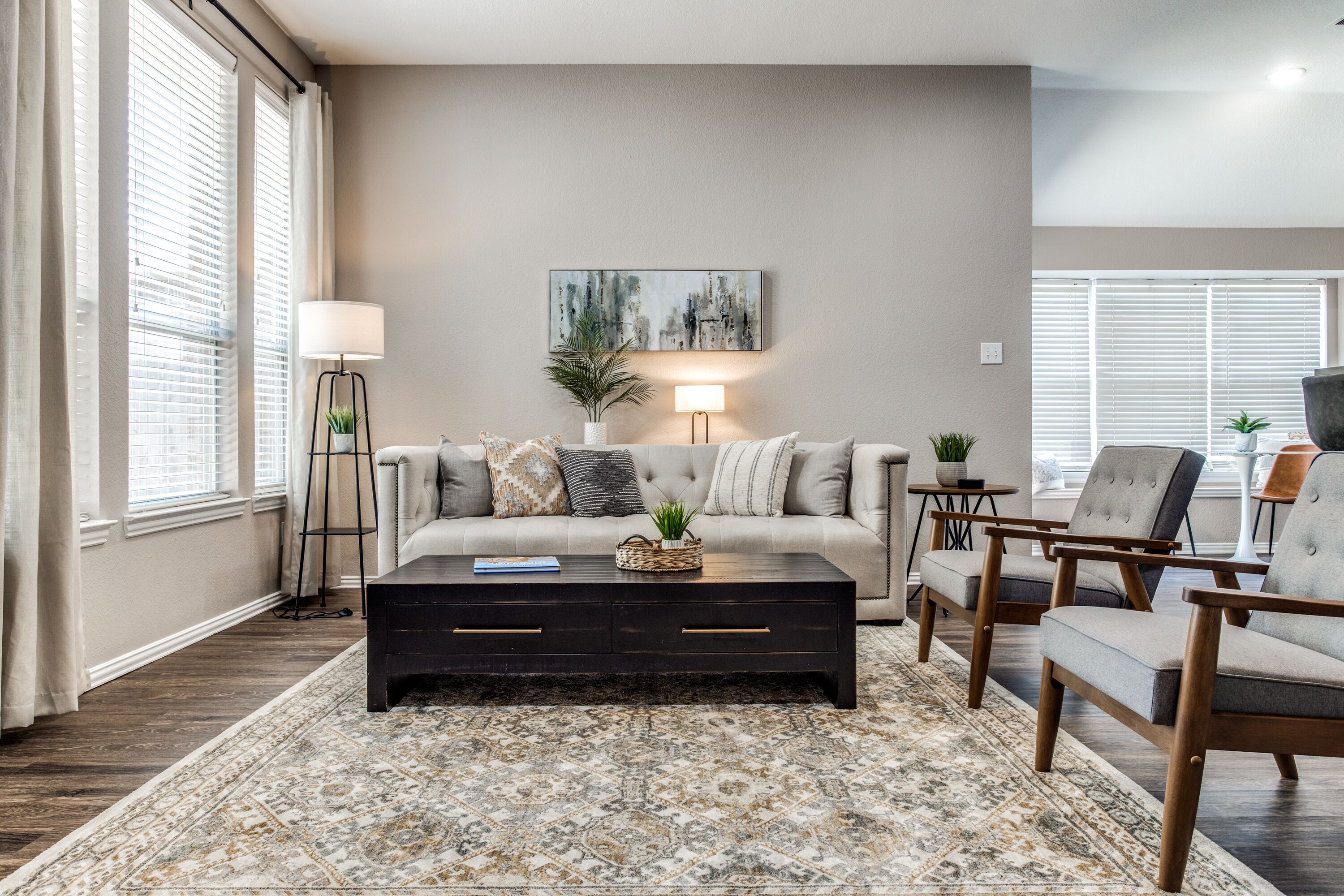 Central location Frisco • Renovated • Office • Wifi