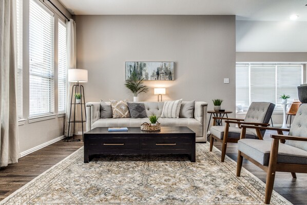 Smart TV, fireplace, offices