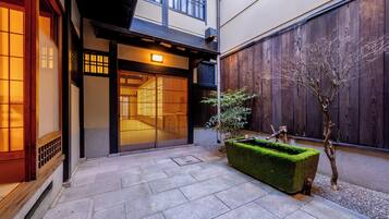 住宿入口