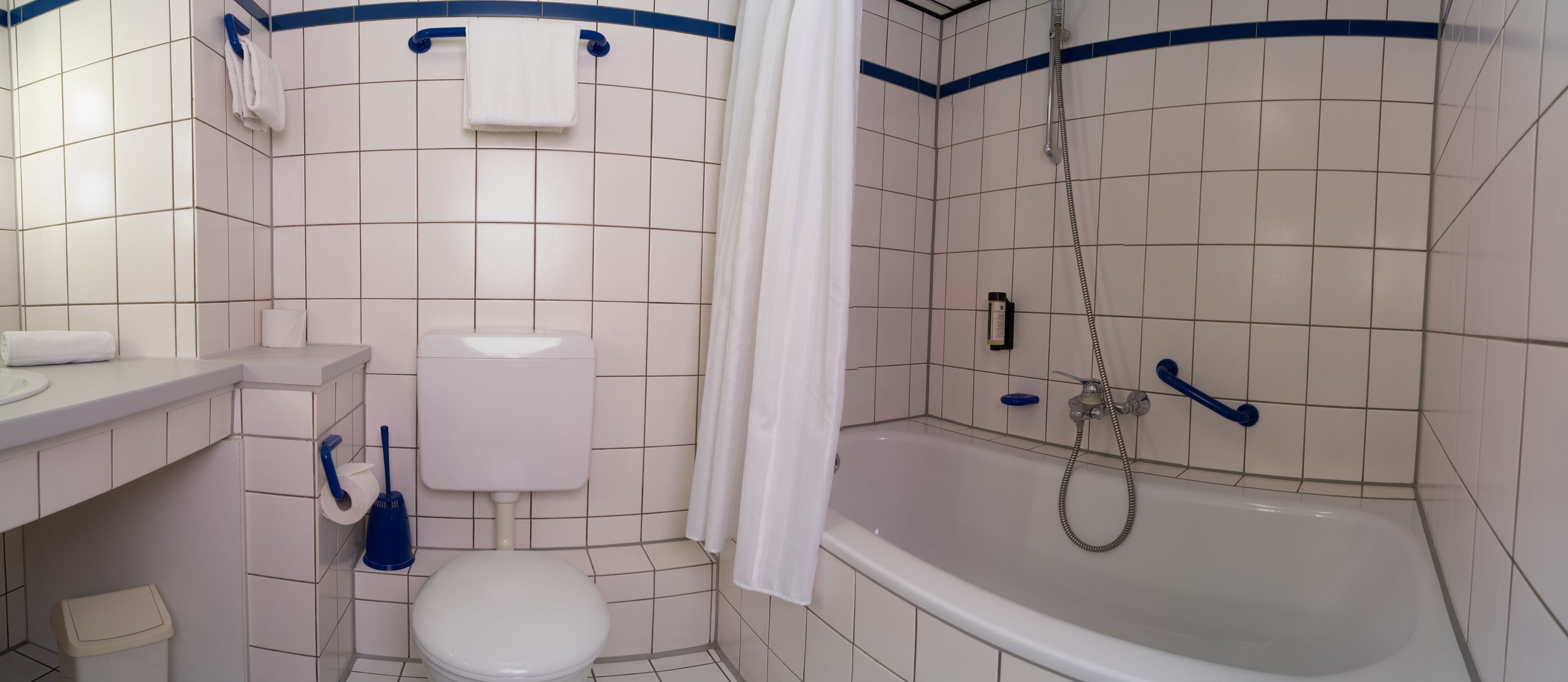 standard single room | bathroom | hair dryer