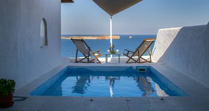 Holiday Sunset Villa Above the Beach