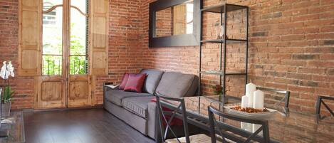 Apartment, 2 Bedrooms, Balcony, City View | Living area | TV