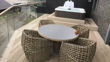 Loft, 2 Bedrooms, Accessible, Balcony | Balcony