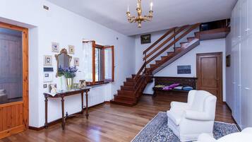 Apartamento, 1 quarto, para fumantes, piscina particular | Corredor