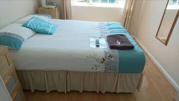 Room, 1 Bedroom, City View | 1 bedroom