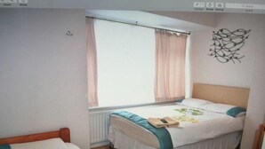 Room, 1 Bedroom, City View - Room-tiny Single Shared Bathroom Room ss (Hayes)