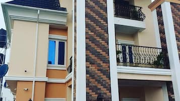 Room, 1 Bedroom, Accessible, Smoking | Exterior