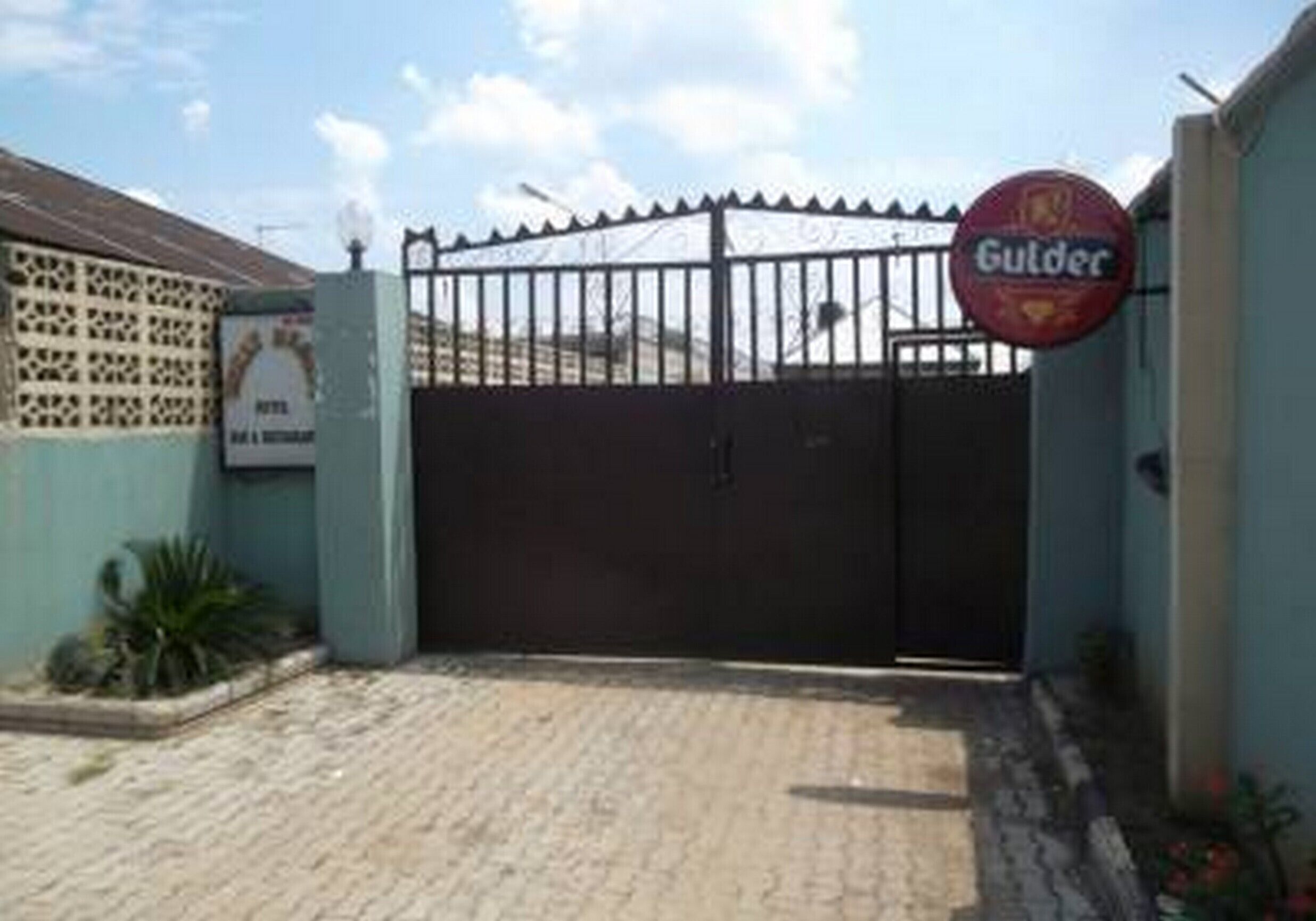 Room, 1 Bedroom, Accessible, Smoking | Property entrance