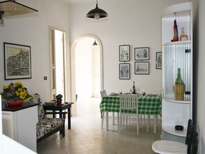 Dining - Three Bedroom Holiday Home Very Close to the Beach in San Foca (Melendugno)