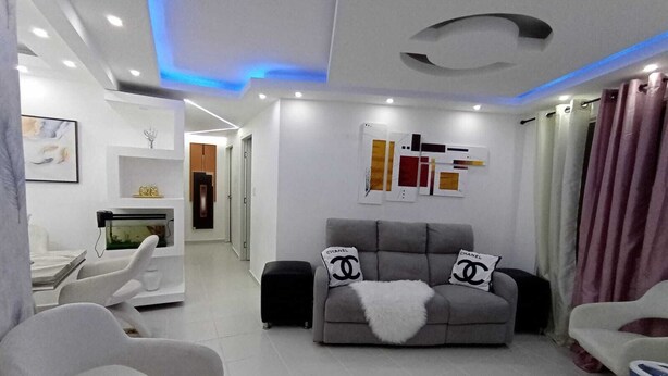 Ảnh chưa phân loại, 1 trong số 43 ảnh, nút
