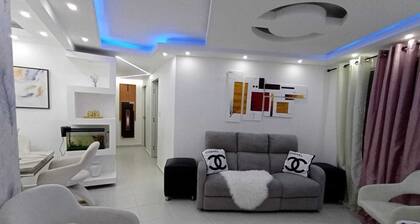 Luxurious Apartment 4to Level With Security Camera