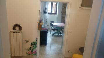 Apartment, 2 Schlafzimmer, Raucher, Bergblick | Innenbereich