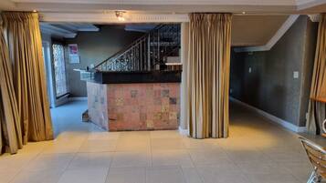 Room, 1 Bedroom, Accessible, Refrigerator | Interior