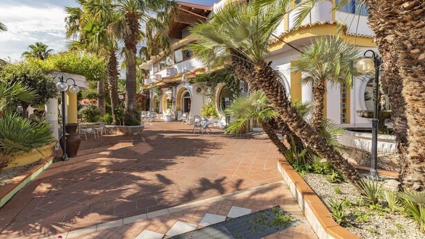 Room, 1 Bedroom, Balcony | Property grounds - "room in Guest Room - Sayonara Club Village - Double Room Ideal for Couples No69" (Rosarno)