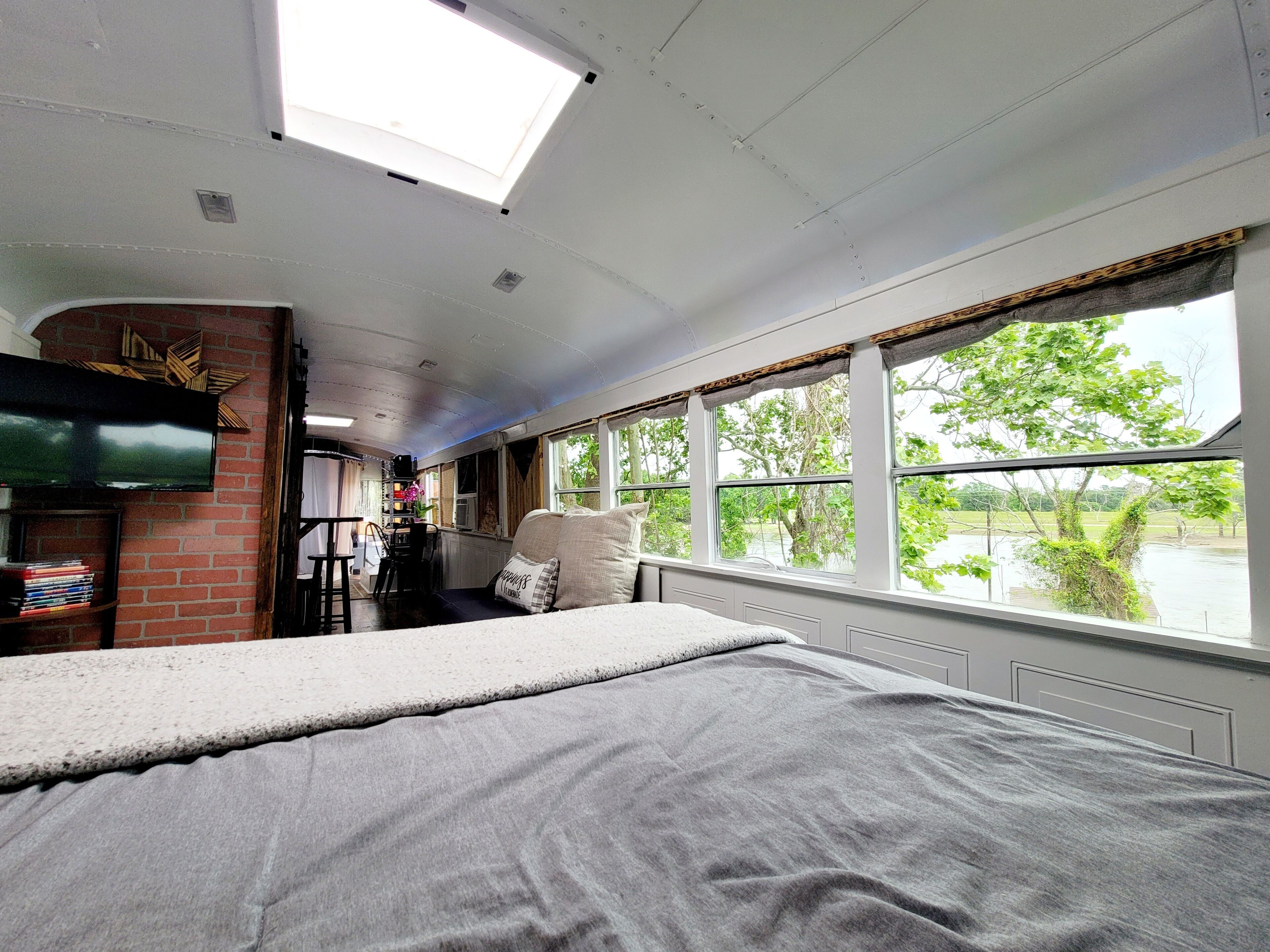 Cabin, 1 Bedroom, Patio, City View | 1 bedroom