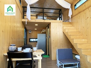 Hus - 1 sovrum - rökare - balkong | Interiör