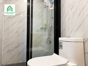Huis, 1 slaapkamer, roken, balkon | Badkamer