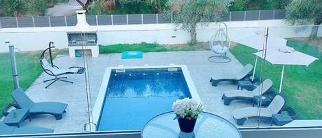 Villa, 3 habitaciones, alberca privada, vista a la alberca | Alberca | Alberca al aire libre