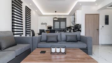 Villa, 3 Bedrooms, Private Pool, Pool View | Living room