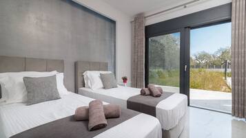 Villa, 3 Bedrooms, Private Pool, Pool View | 4 bedrooms