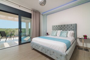 Villa, 3 Bedrooms, Private Pool, Pool View | 4 bedrooms
