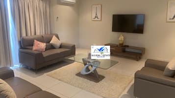 Apartment, 3 Bedrooms, Smoking, Balcony | Interior