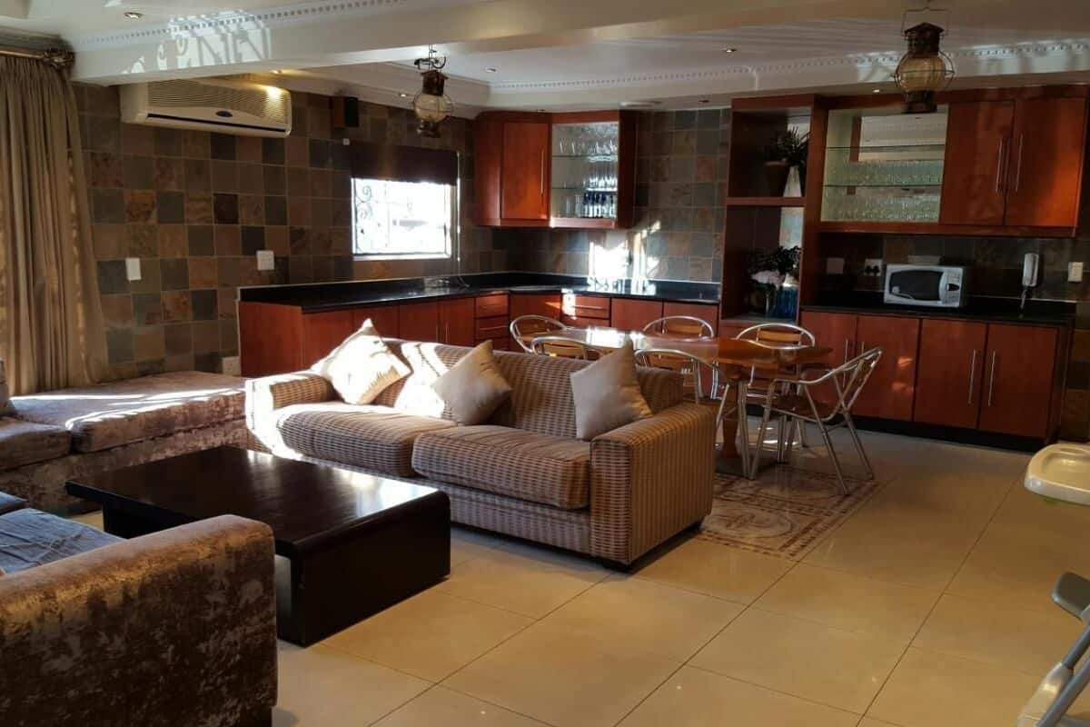 room, 1 bedroom, accessible, refrigerator | interior