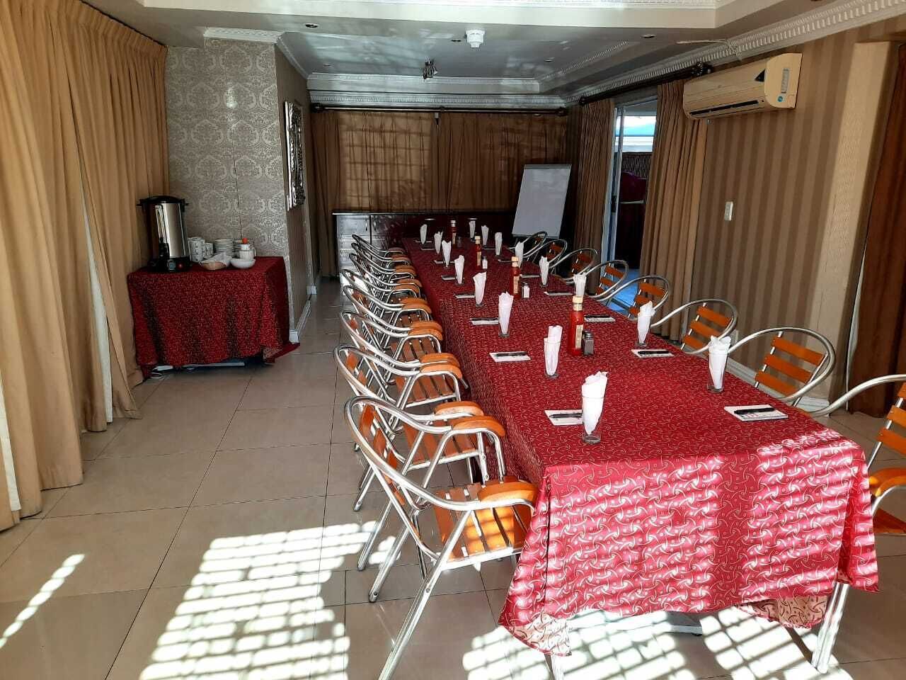 room, 1 bedroom, accessible, refrigerator | meeting facility