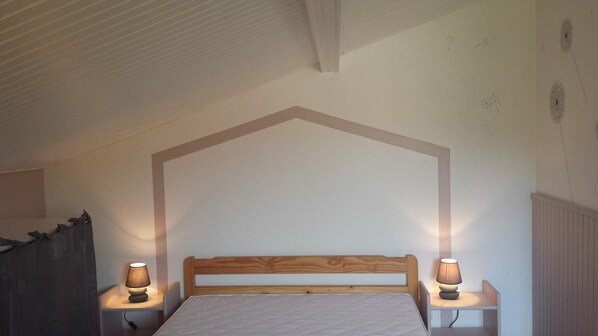 2 habitaciones, tabla de planchar con plancha y wifi gratis